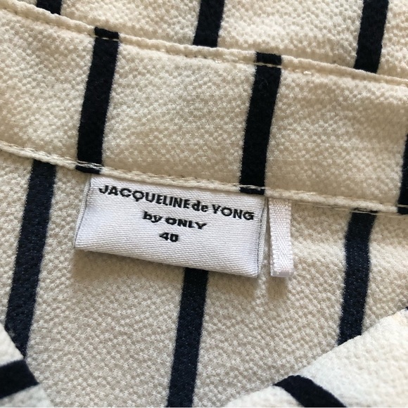Jacqueline de Yong by Only Cream & Navy Striped Shirt Size 40 Small - Picture 7 of 13